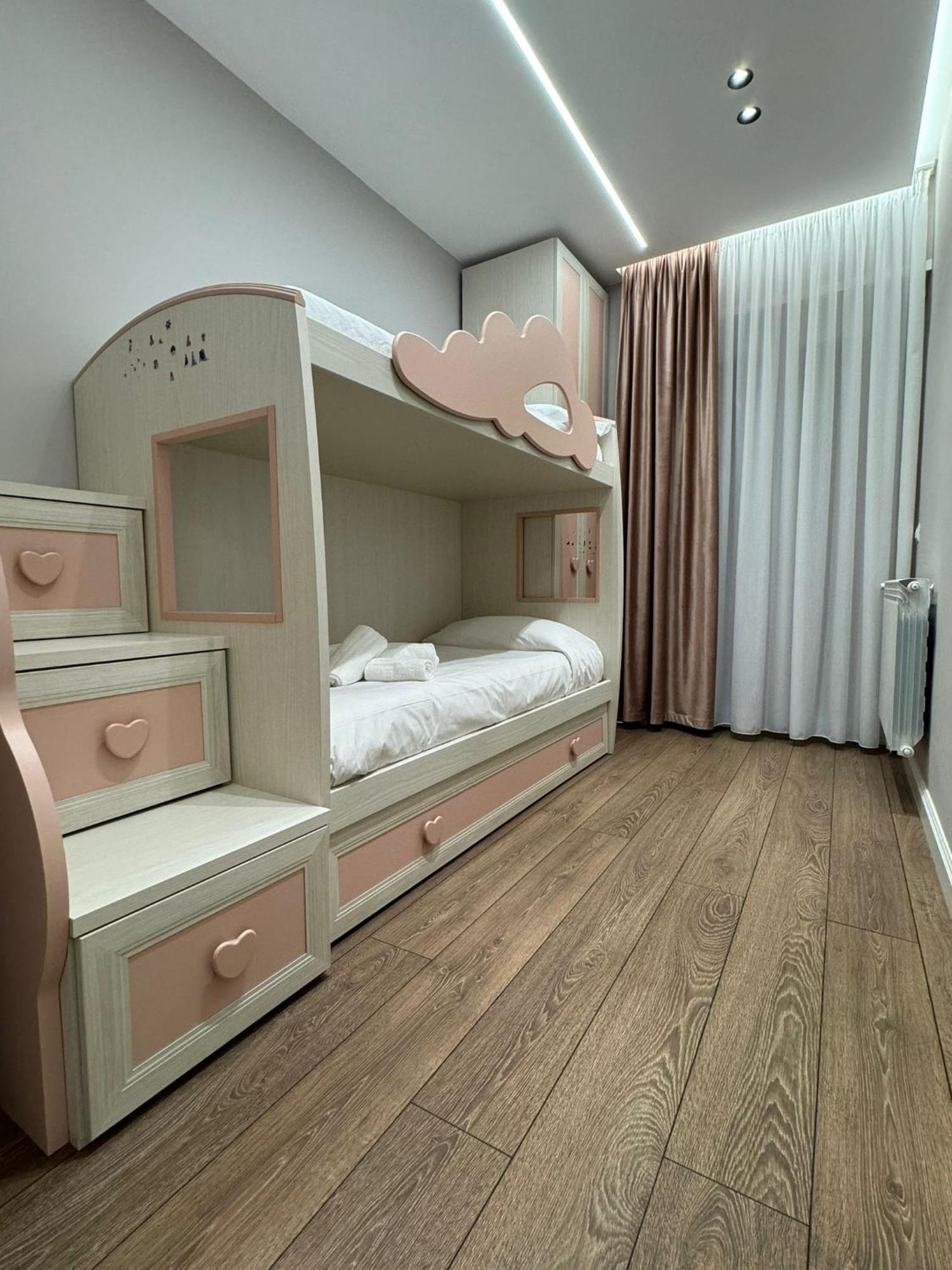 Sole House * Rom